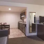 La Quinta By Wyndham Portland Nw
